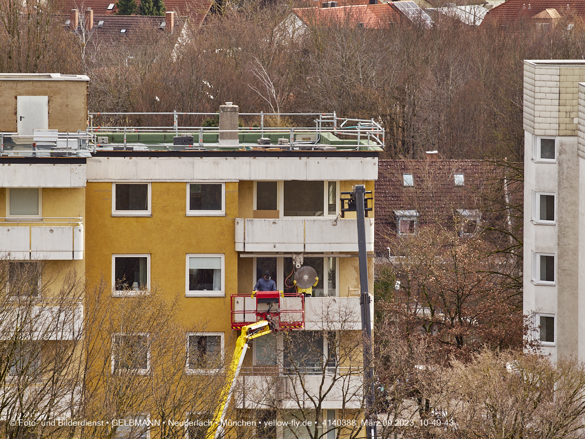 09.03.2023 - Fassadensanierung und Balkonentfernung am Karl-Marx-Ring 57c